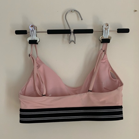 Garage Bikini - Picture 2 of 2